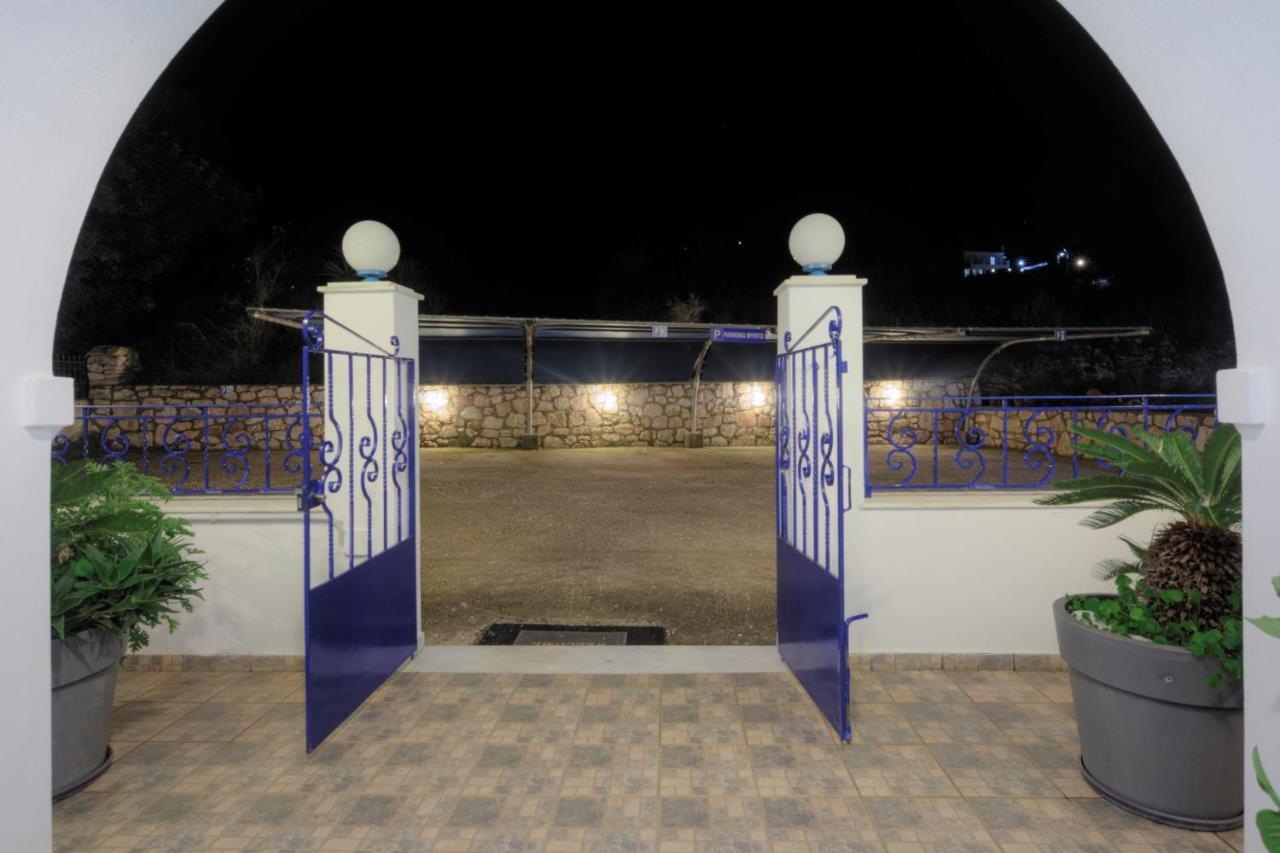 Myrto Apartments Agia Efimia Екстериор снимка