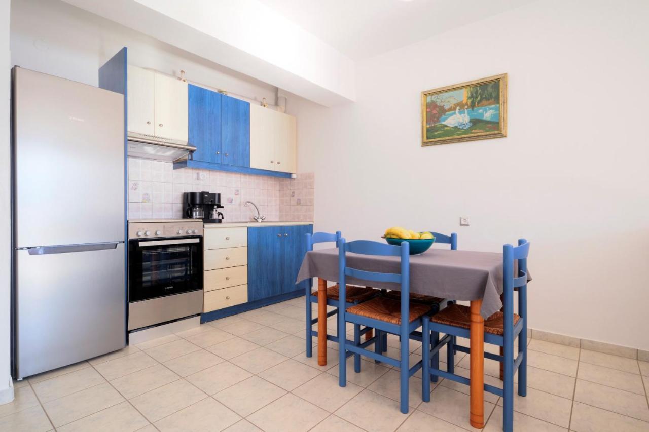 Myrto Apartments Agia Efimia Екстериор снимка