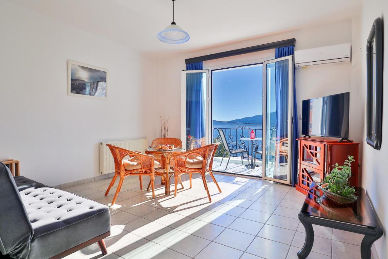 Myrto Apartments Agia Efimia Екстериор снимка